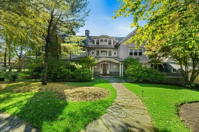 29 Merrill Rd
