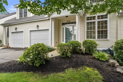 8 Kingson Ln #4 1