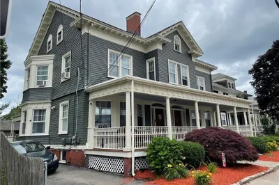 41 Lyon St 1