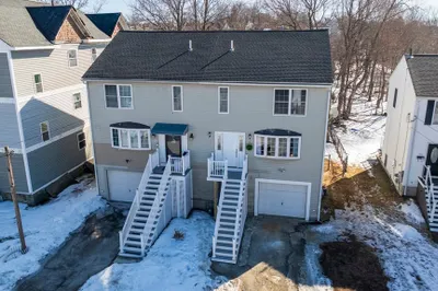 11 Stowell Avenue #B