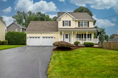 38 White Ave 1
