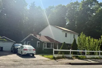 209 Carl Ave 1