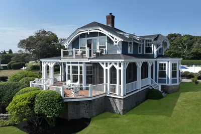 119 Mann Hill Road 1
