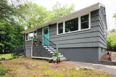 14 Riverside Dr 1
