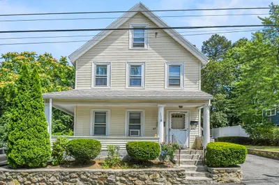 22 Beacon St