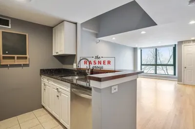 42 8th Street #3315 1