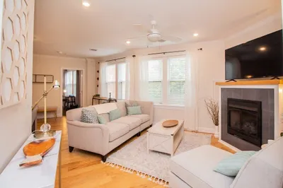 1008 Tremont St #3-Furnished