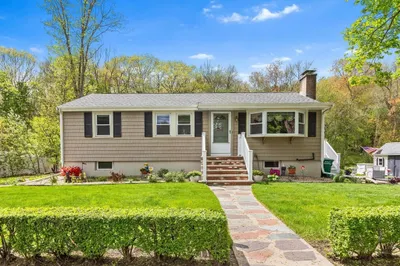 44 Batchelder Road