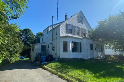 18 Vaughan Ave 1