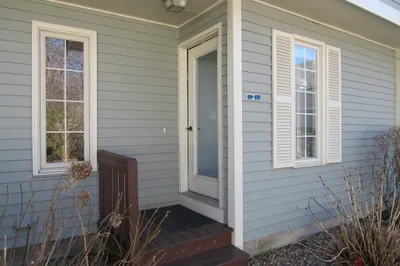 2 Strathmore Shire Dr #B
