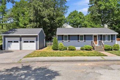 1 Daniels Rd