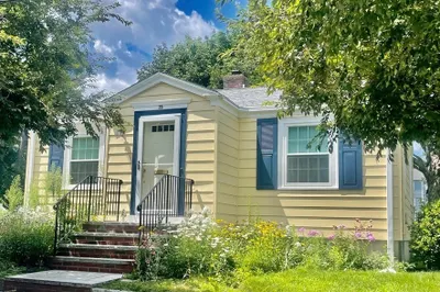 25 Keystone St