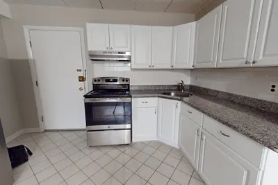 50 Water St #12A