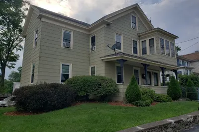 44 Highland St
