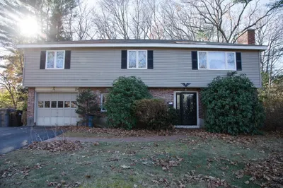 24 Claudette Cir 1