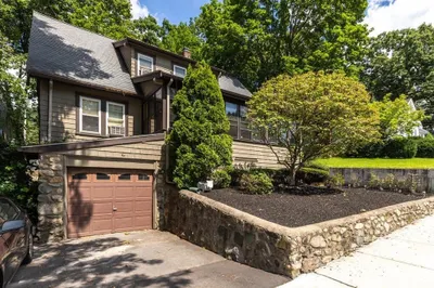 50 Sprague St