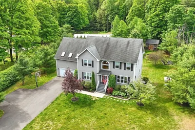525 Market Hill Rd 1