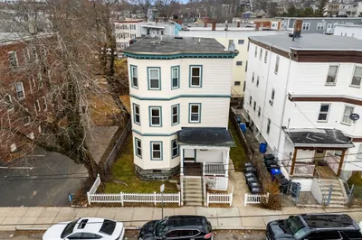 41 Charles St
