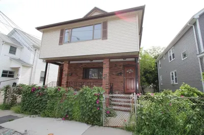 43 Chapman St #2 1