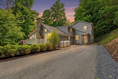 32 Eunice Williams Dr 1