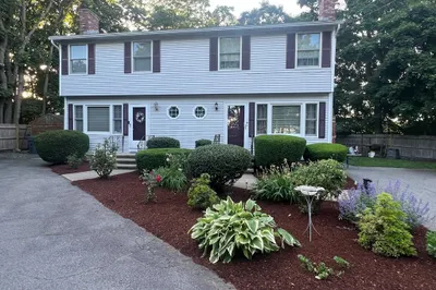 39 Quincy Ave #39