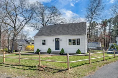 61 Greenwood Ave 1