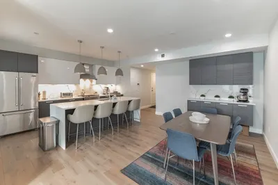 54 Pleasant St #5