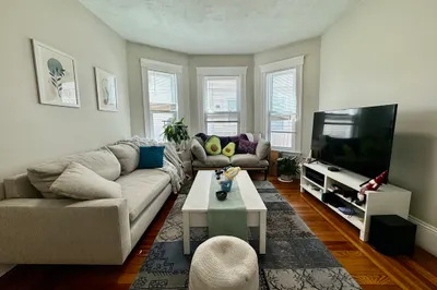 36 Simpson Ave #1 1