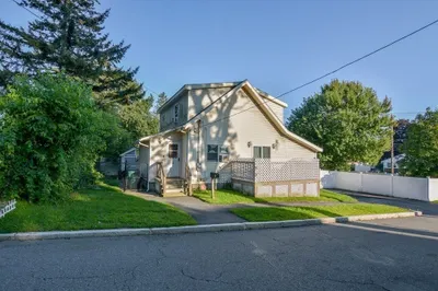 3 Menlo Ave