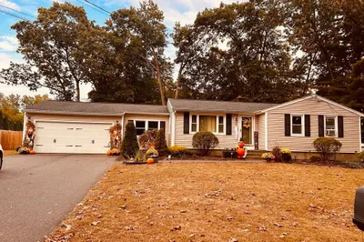 1 Mcdowell Dr 1