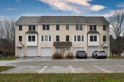 41 Boston Rd #351 1