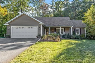 17 White Cir
