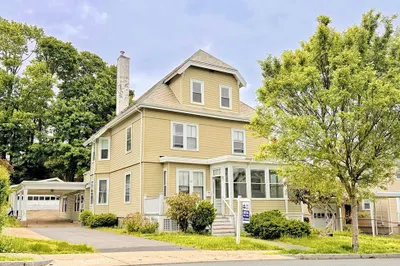 15 Lincoln Ave 1