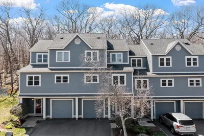 13 Boulderbrook Drive #13