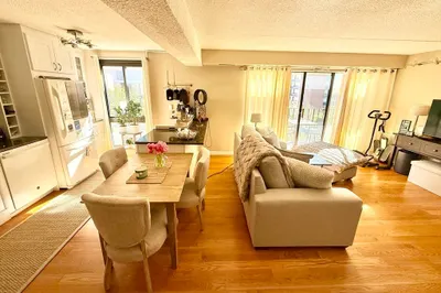 55 Sewall Ave #PHB
