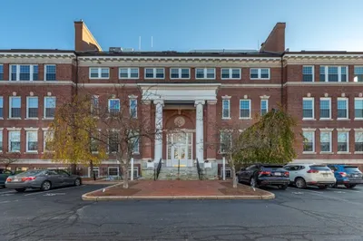 52 Sanborn Street #205