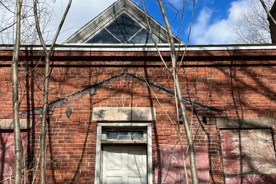 142 Hockanum Rd
