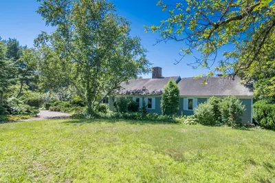 53 Iduna Ln 1