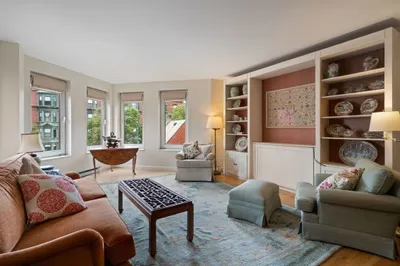 492 Beacon #51 1