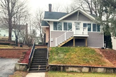 12 Marsh Ave 1