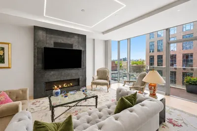 32 Traveler St ##701