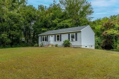 231 Osborne Rd 1