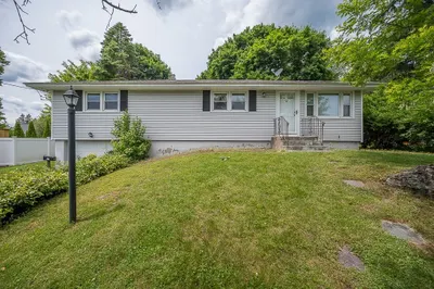 27 Chevy Chase Rd 1