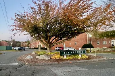 192 Regency Park Dr #192 1