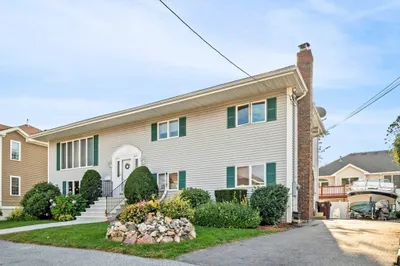 28 Loomis St 1