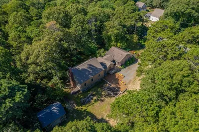 41 Duck Pond Rd 1