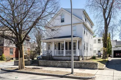 85 Mt. Auburn St 1