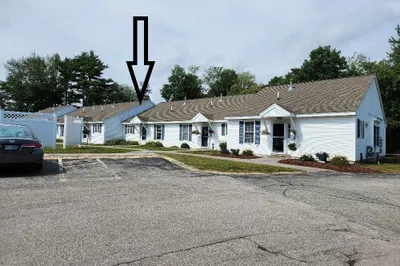 491 Mammoth Rd #9 1