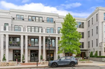 580 Washington Street #104 1