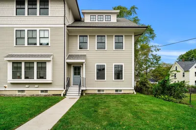 1 Broadway Ave #4 1